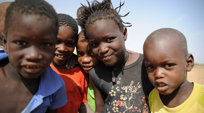 Kinder in Sambia bekommen bessere Schulen 